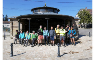 Photo. devant le Lavoir de Bouhans.