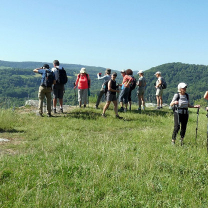 Randonnée à la journée du 27 mai 2026 depuis Rancenay (18 km). - Point-de-vue depuis le Château de Montferrand.